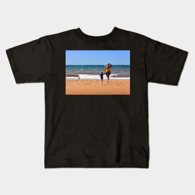 To the sea Kids T-Shirt by jasminewang